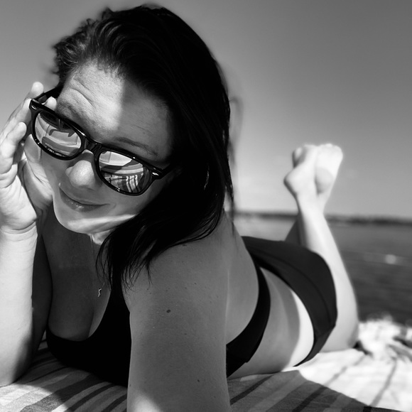 Meet your Posher, Jessica - Picture 5 of 8